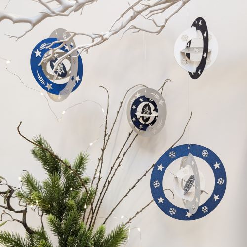 Weihnachtskugeln aus Papier - 3er-Set Blau-Silber